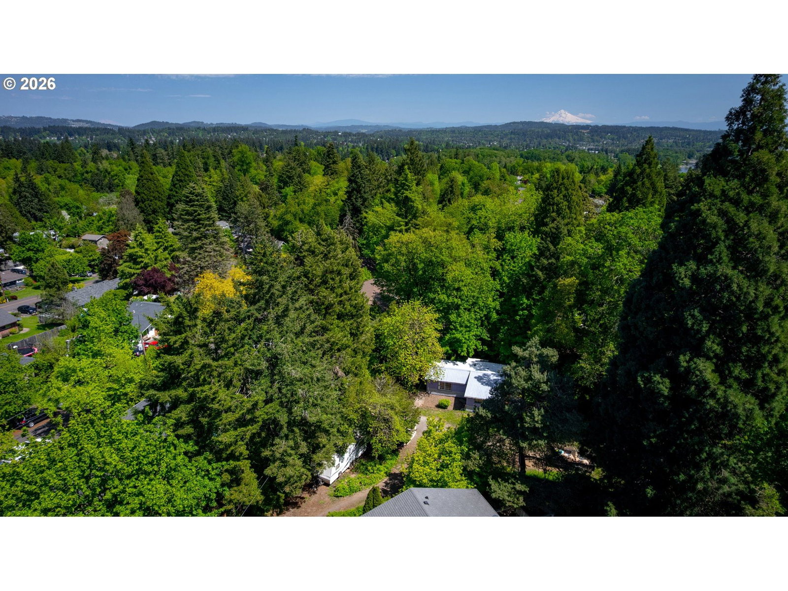 Listing photo 4 of 28, 2700 UNDERHILL LN, West Linn, OR, 97068
