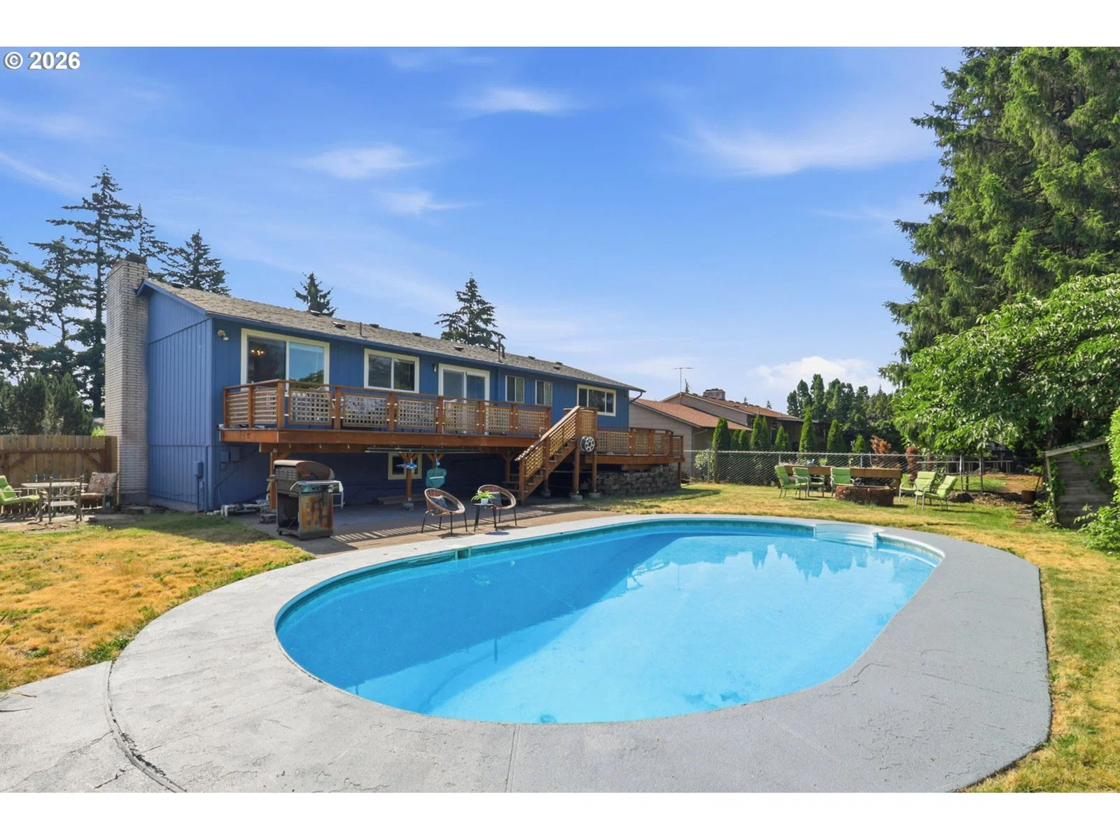 1215 NE 195TH AVE