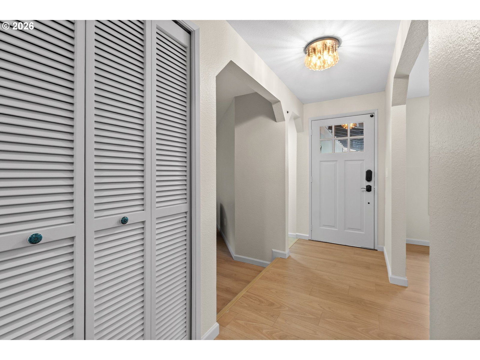 Listing photo 4 of 43, 2211 SW MARIGOLD ST, Portland, OR, 97219