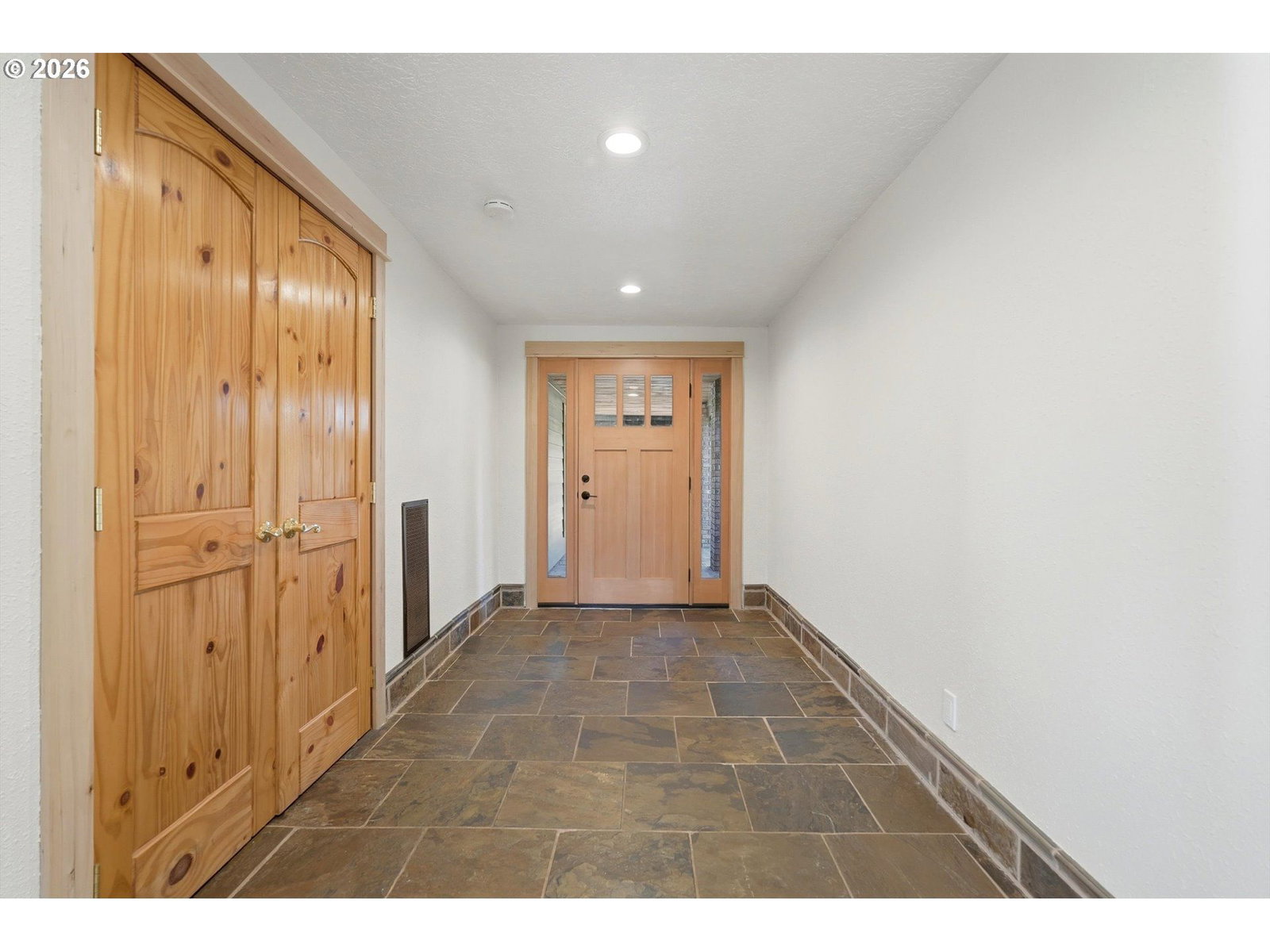 Listing photo 5 of 48, 21675 SE BOHNA PARK RD, Damascus, OR, 97089