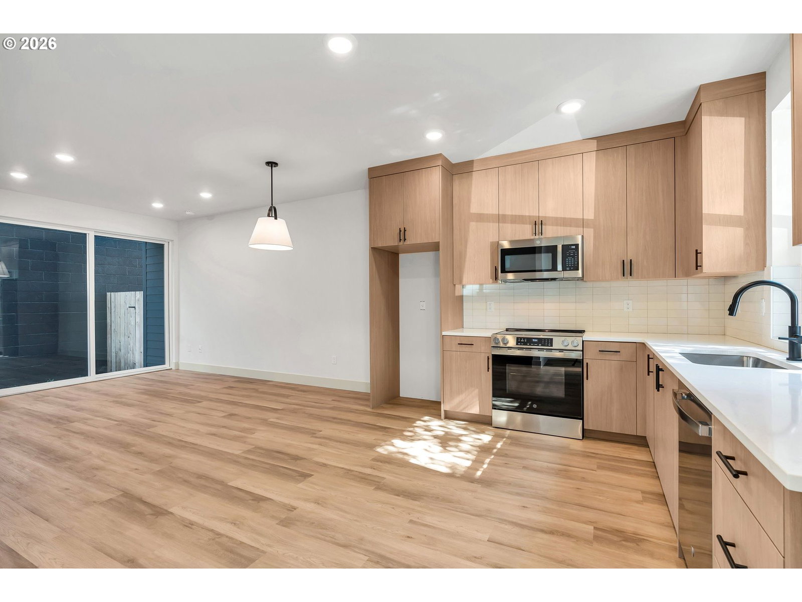 Listing photo 5 of 31, 2383 SE 45TH AVE, Portland, OR, 97215