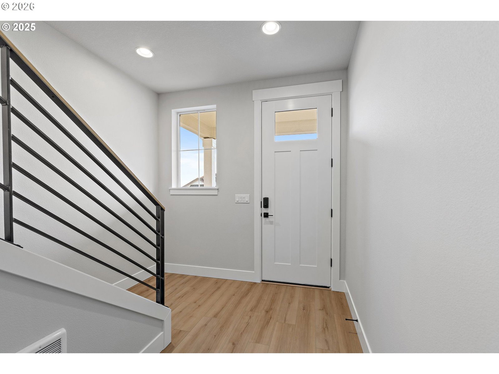 Listing photo 4 of 44, 12171 SW Autumnview ST, Tigard, OR, 97224