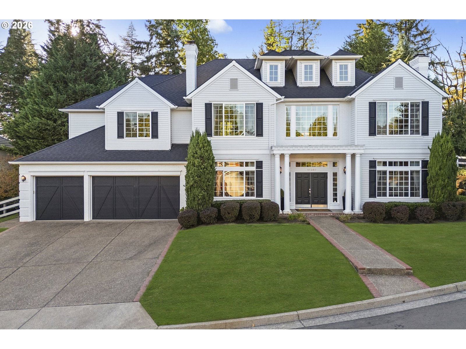 Listing photo 4 of 44, 17367 BERGIS FARM DR, Lake Oswego, OR, 97034