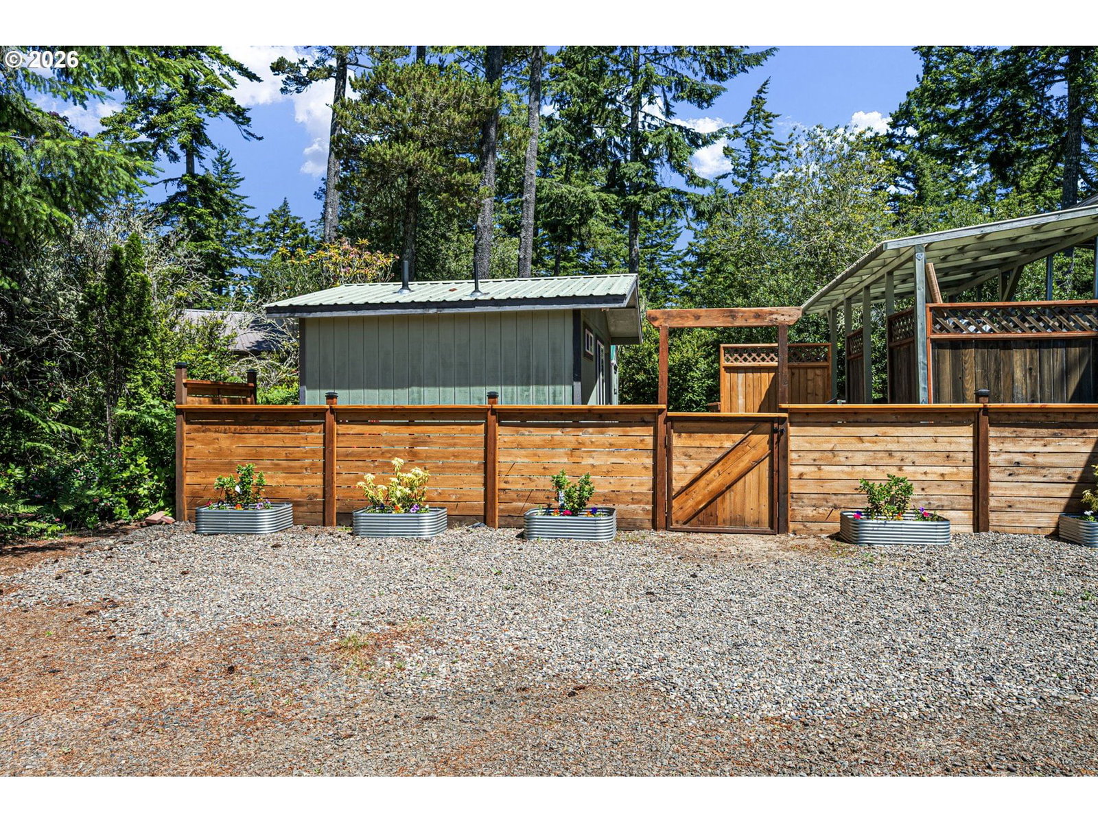 Listing photo 4 of 35, 251 OUTER DR, Florence, OR, 97439