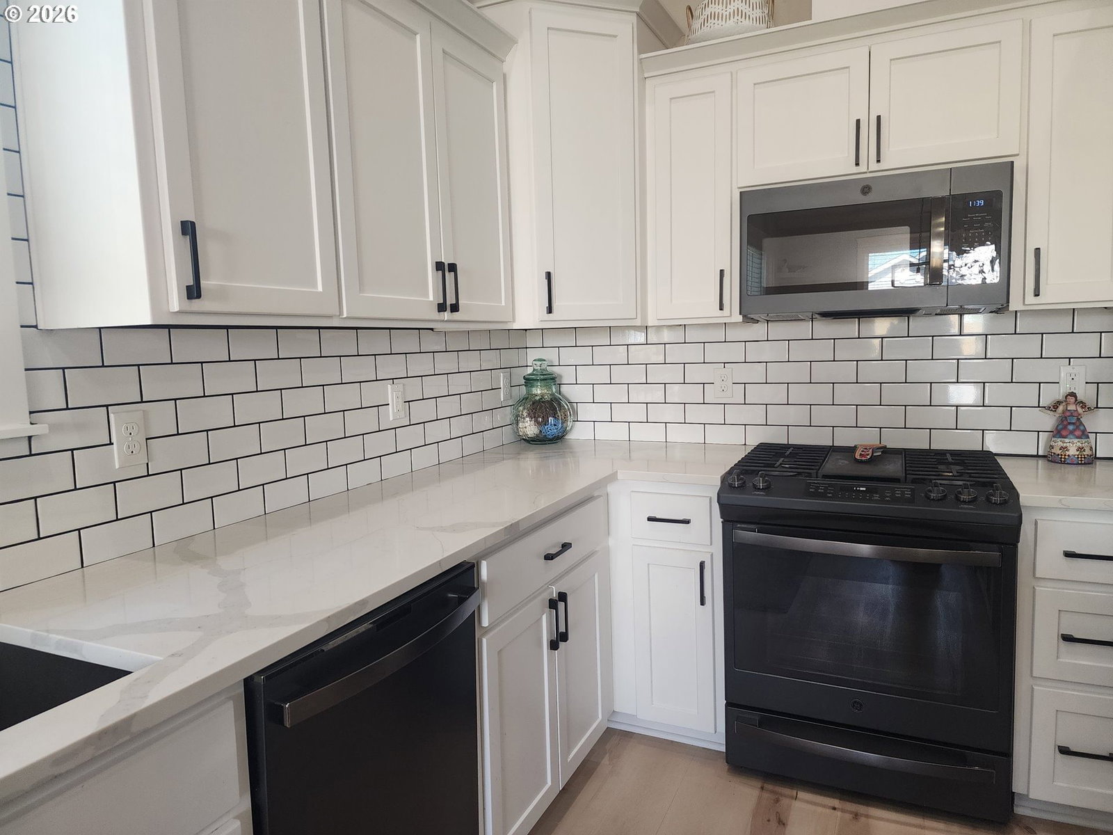 Listing photo 5 of 29, 845 1ST ST, Gervais, OR, 97026