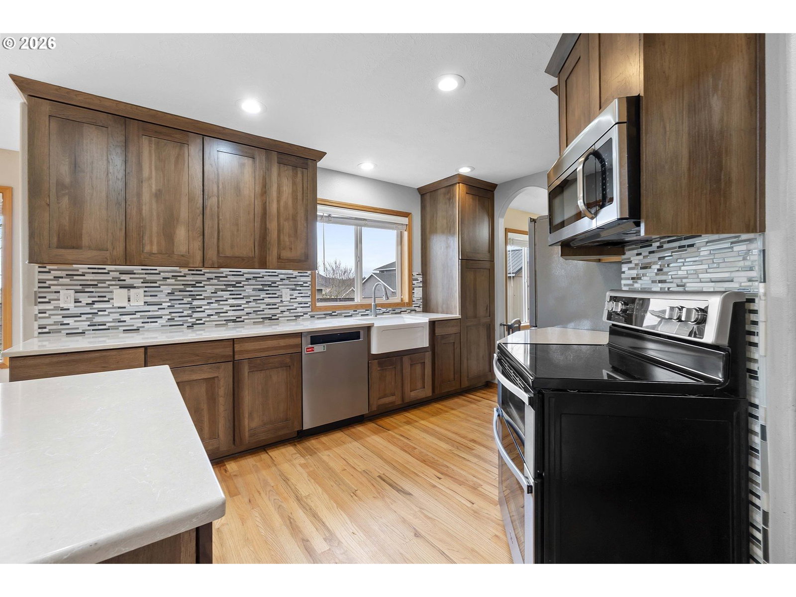 Listing photo 5 of 26, 1027 SE STREBIN RD, Troutdale, OR, 97060