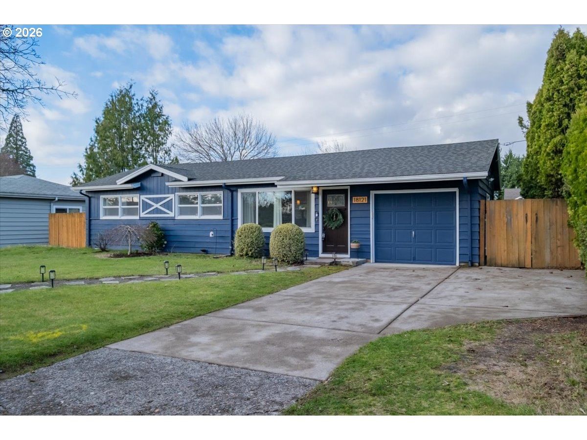 Primary listing photo, 18121 SE LINCOLN ST, Portland, OR, 97233