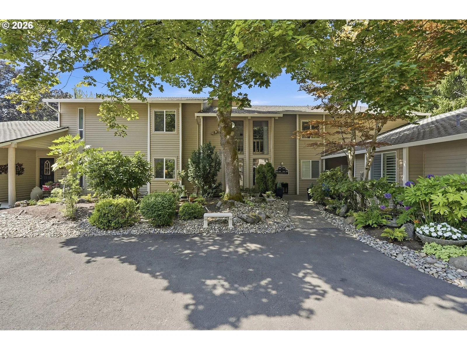 31955 SW CHARBONNEAU DR