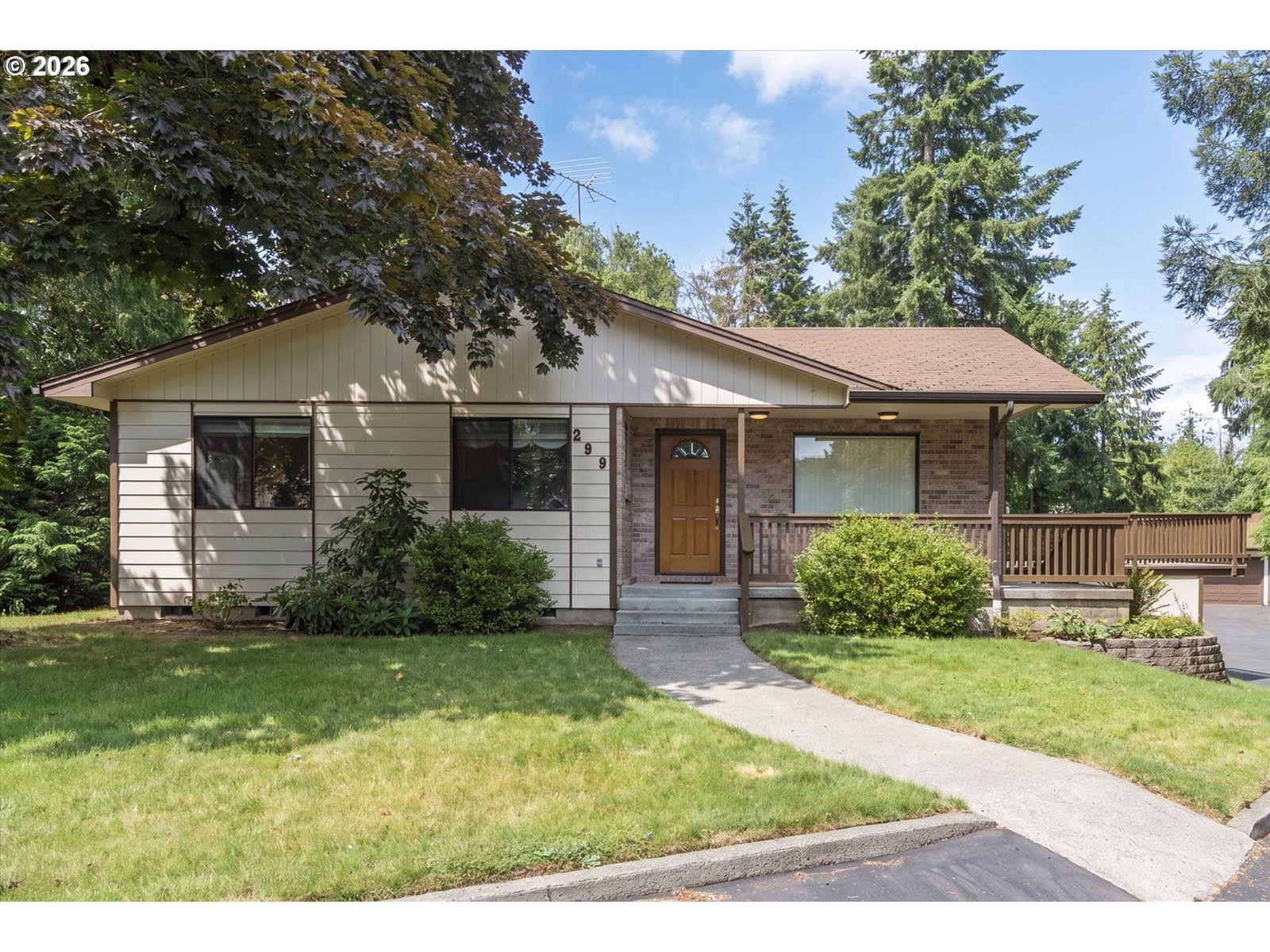299 CEDAR LN
