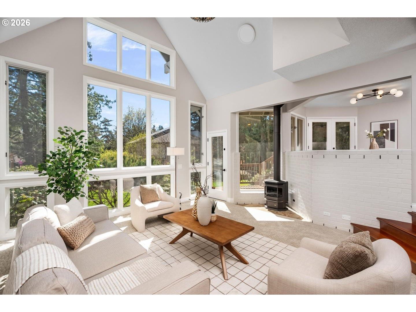 Listing photo 4 of 45, 4803 SW STONEBROOK CT, Portland, OR, 97239