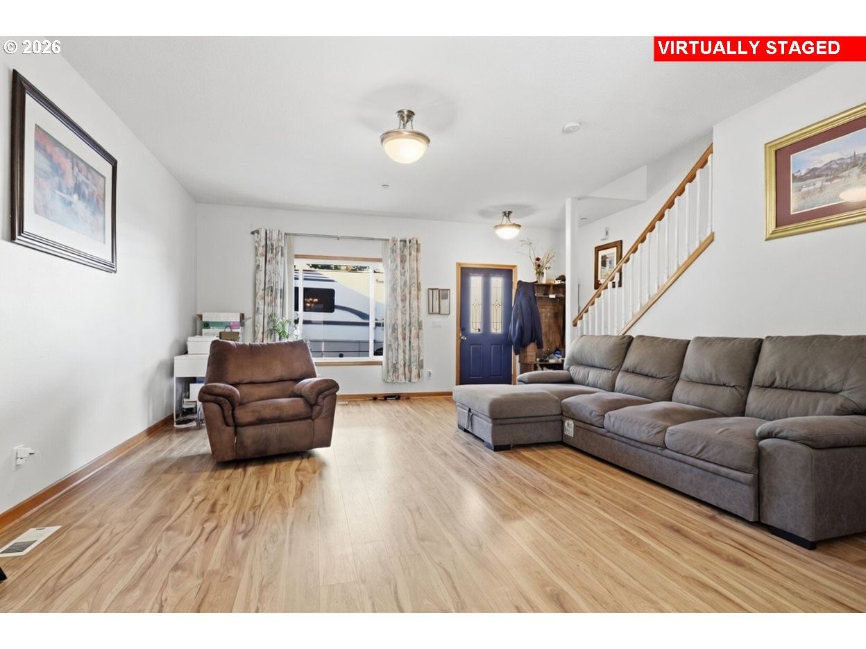 Listing photo 4 of 38, 2025 SW 6TH AVE, Camas, WA, 98607