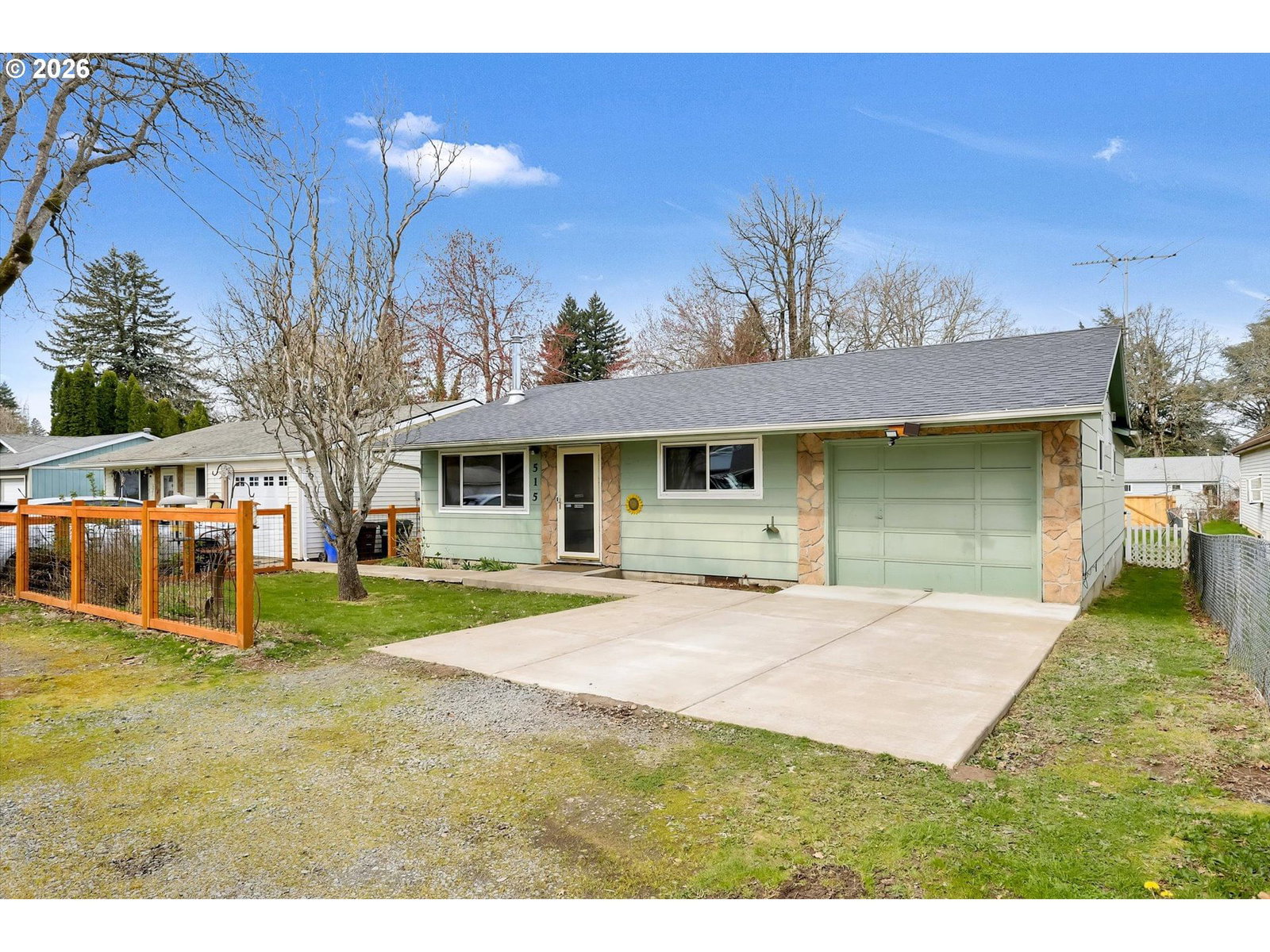 Primary listing photo, 515 HARRISON ST, Fairview, OR, 97024