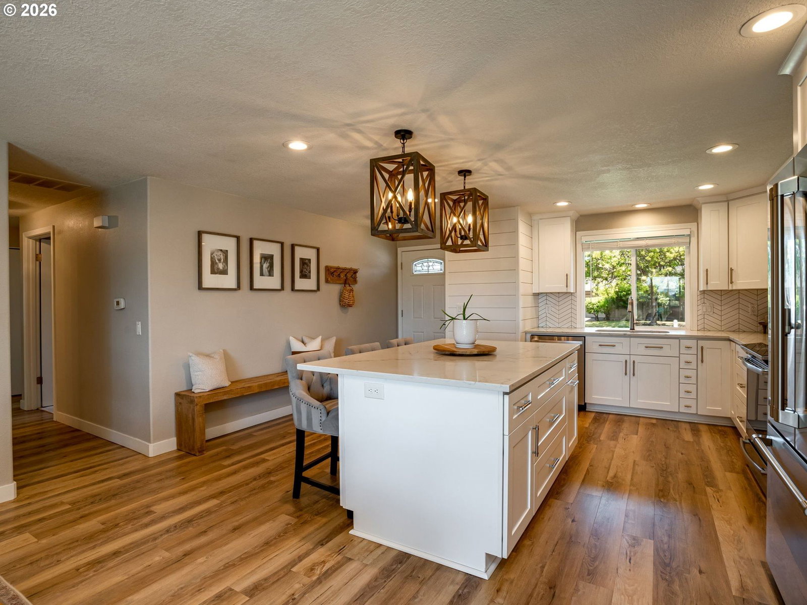 Listing photo 5 of 31, 4667 NW TUMALO CT, Portland, OR, 97229