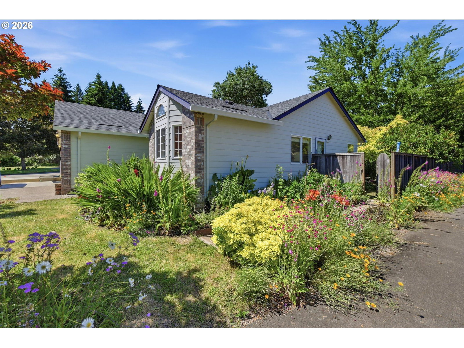 Listing photo 4 of 40, 340 SW 7TH ST, Dundee, OR, 97115