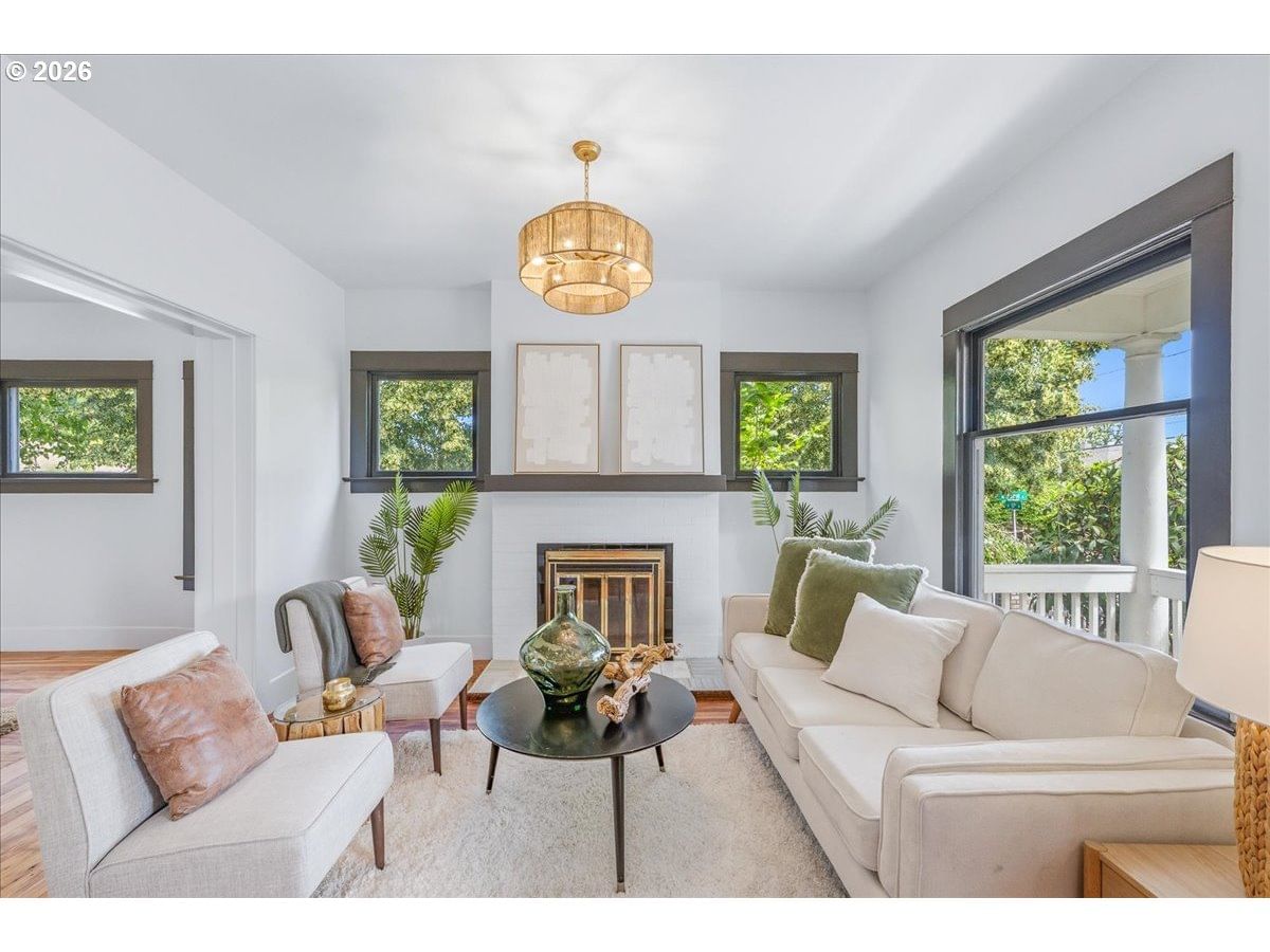 Listing photo 5 of 45, 5731 NE 10TH AVE, Portland, OR, 97211