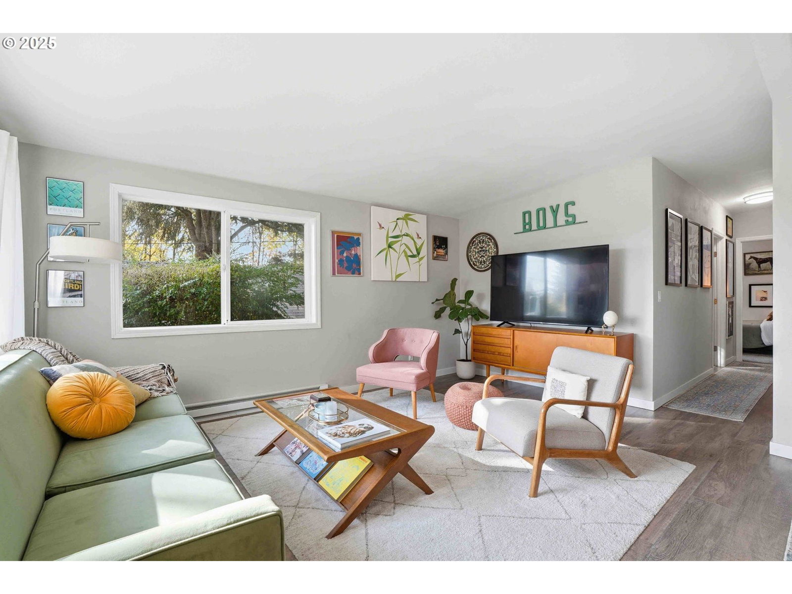 Listing photo 5 of 25, 7323 SW 4TH AVE, Portland, OR, 97219