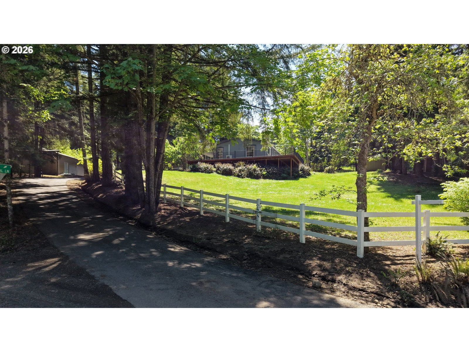Listing photo 4 of 44, 133 TIKI LN, Drain, OR, 97435