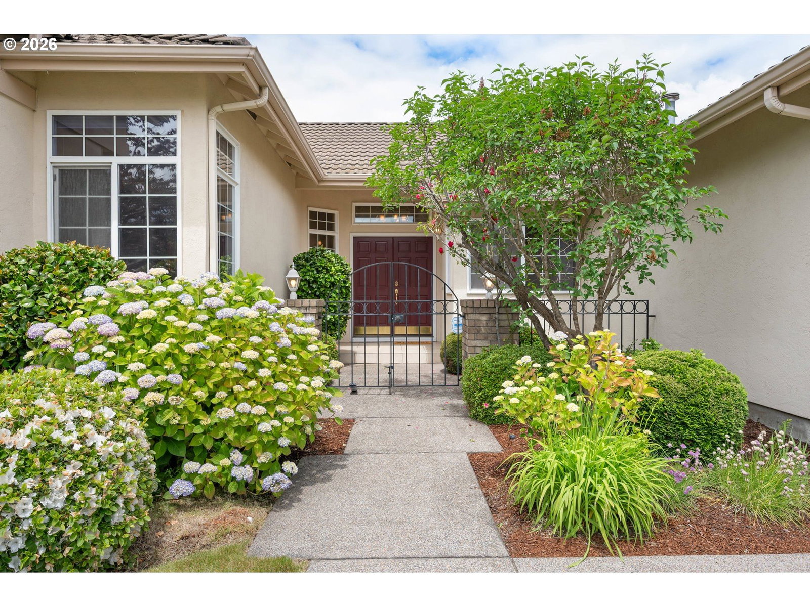Listing photo 4 of 48, 812 MARILYN CT, Springfield, OR, 97477