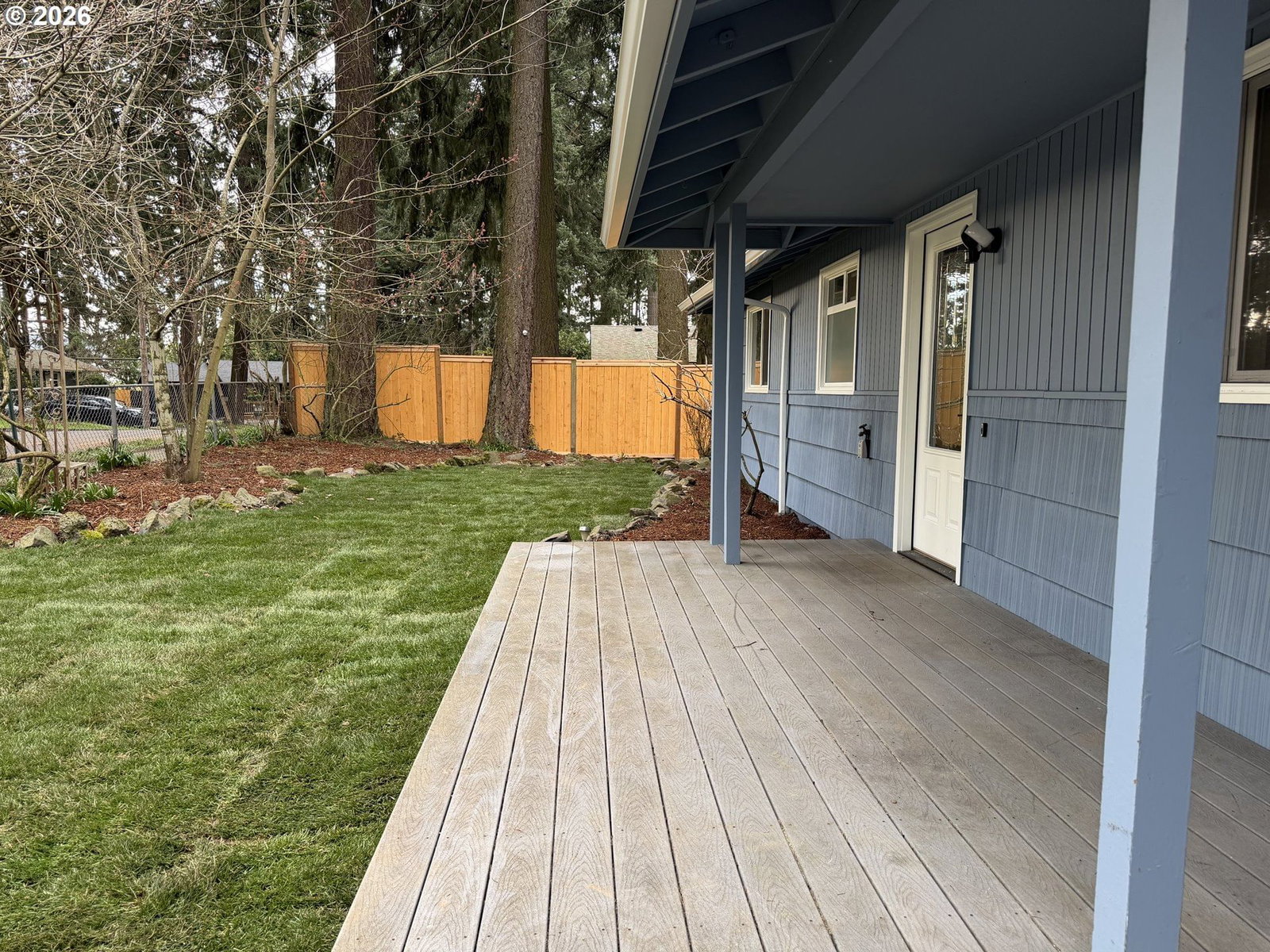 Listing photo 4 of 44, 18655 SE YAMHILL CIR, Portland, OR, 97233