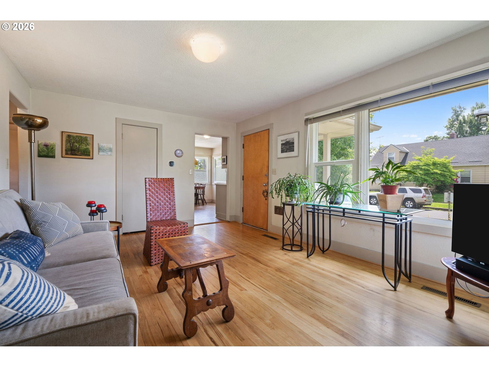 Listing photo 4 of 36, 5205 SE RAMONA ST, Portland, OR, 97206