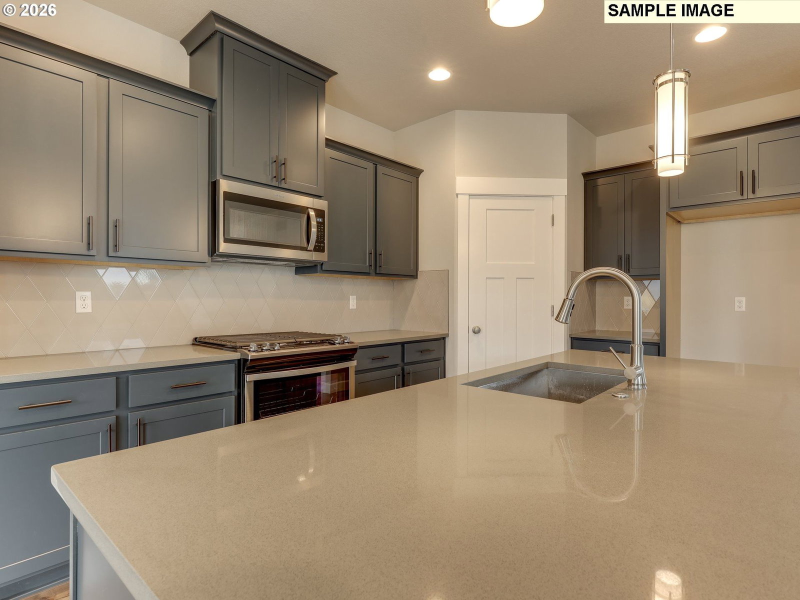 Listing photo 5 of 31, 2016 E BADGER WAY #5, La Center, WA, 98629