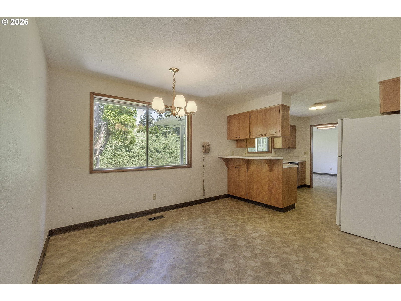 Listing photo 5 of 28, 3721 SE PINE ST, Hillsboro, OR, 97123