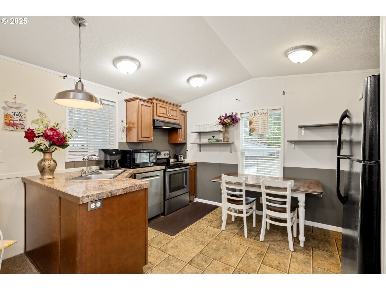 Listing photo 4 of 21, 2696 SE PALMQUIST RD, Gresham, OR, 97080
