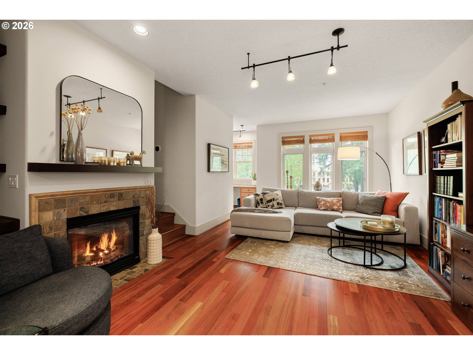 Listing photo 5 of 40, 5077 W SUNSET DR, Lake Oswego, OR, 97035