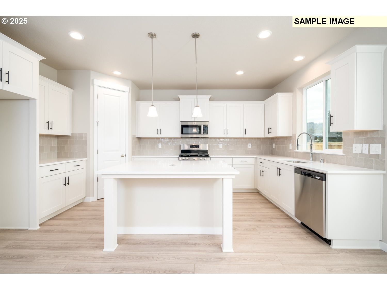 Listing photo 4 of 27, 10705 NE 139th AVE #Lot 7, Vancouver, WA, 98682