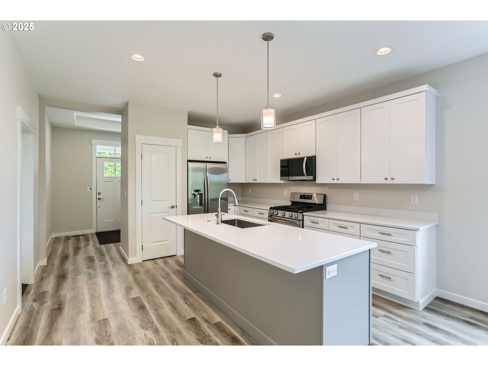 Listing photo 5 of 38, 415 PEARL ST, Oregon City, OR, 97045