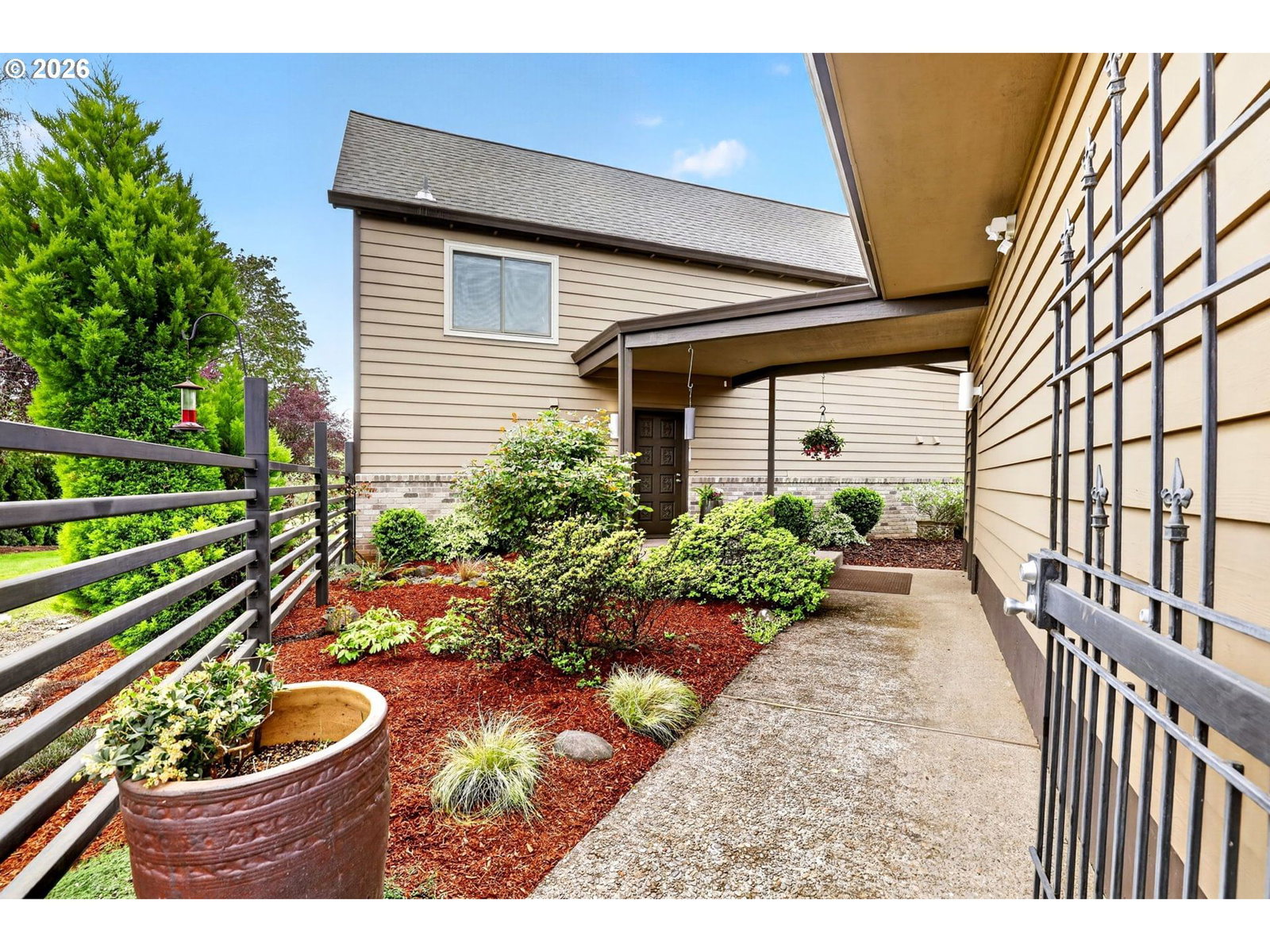 Listing photo 4 of 48, 13705 SE LE ANN CT, Boring, OR, 97009