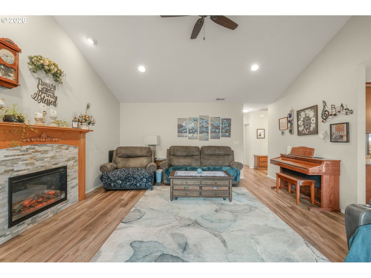 Listing photo 5 of 29, 11005 SE 54TH PL, Milwaukie, OR, 97222