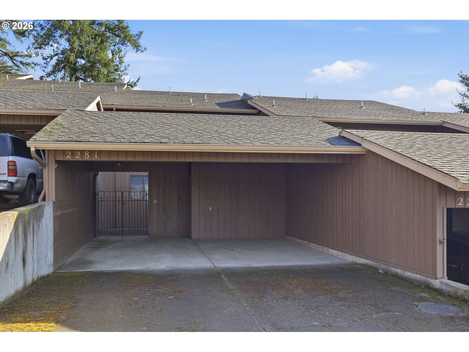 Primary listing photo, 2281 RIDGEWAY DR, Eugene, OR, 97401