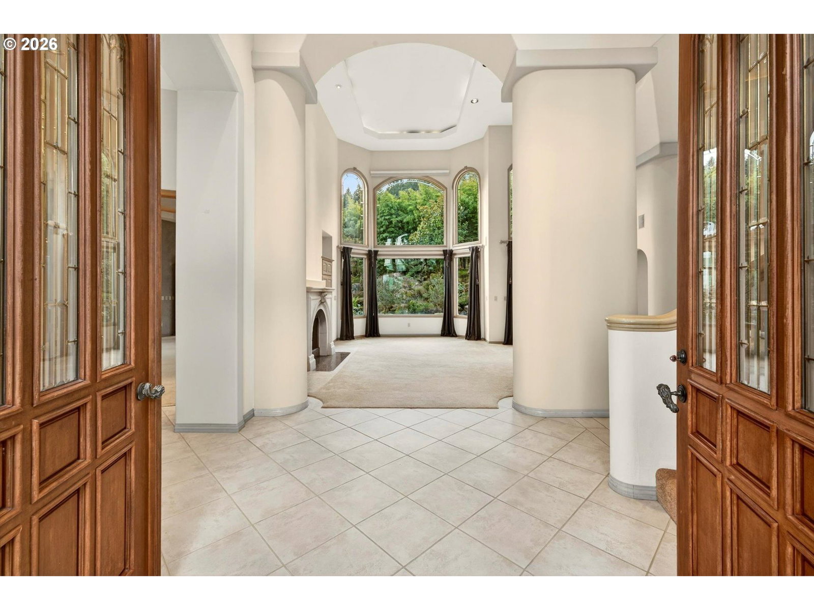 Listing photo 4 of 47, 2480 MARYLSHIRE LN, Lake Oswego, OR, 97034