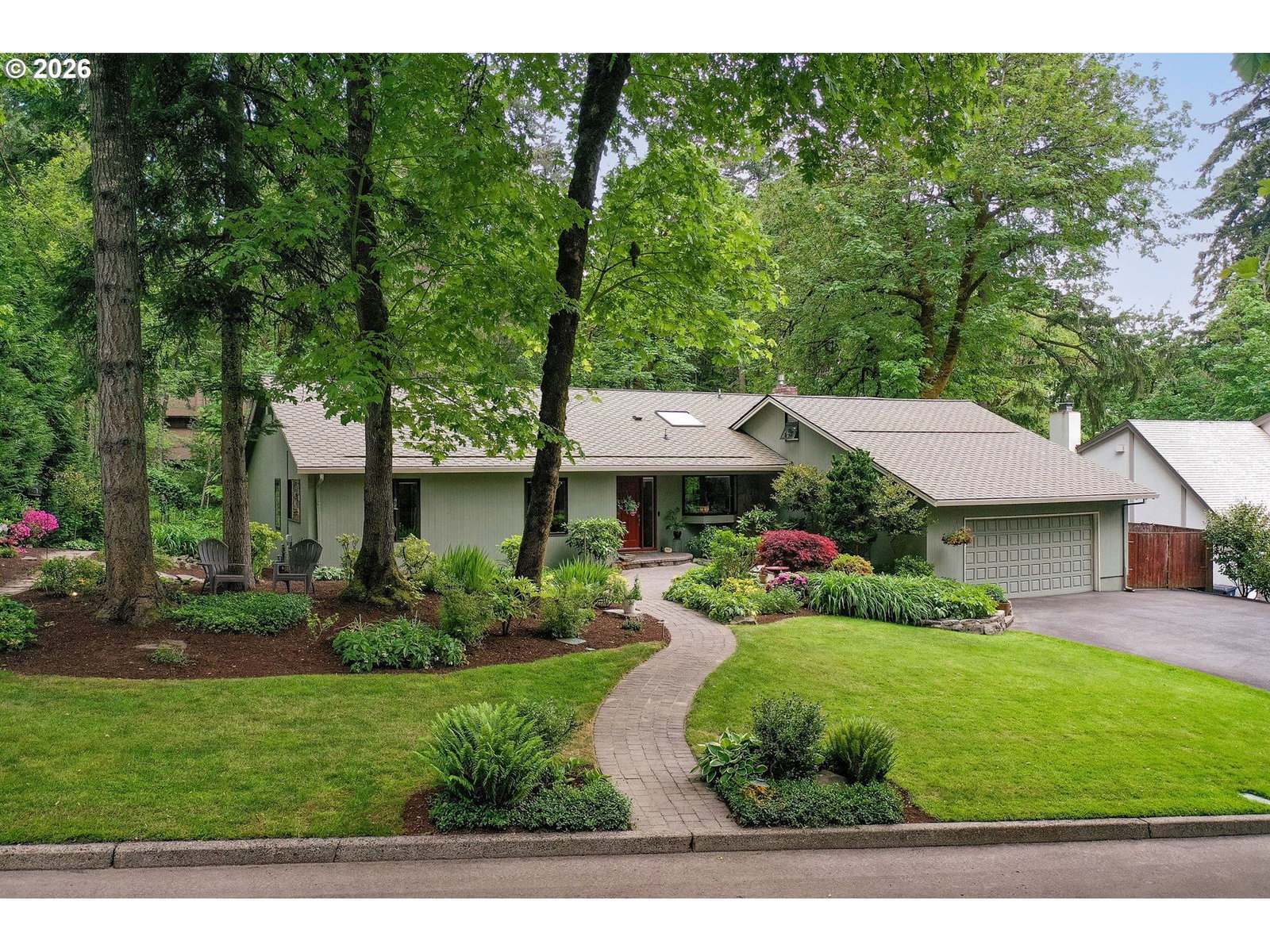 3130 WESTVIEW CT