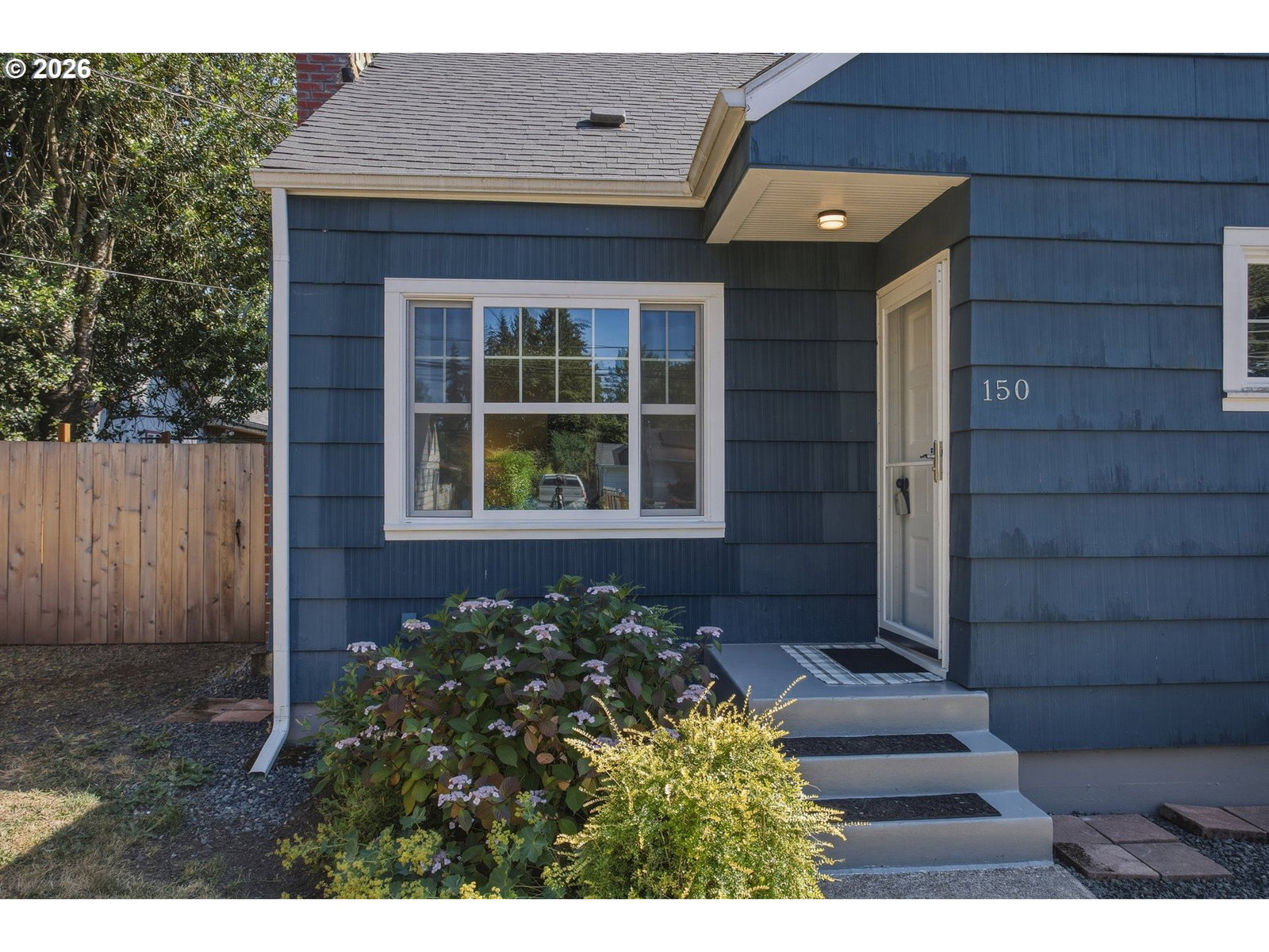 Listing photo 4 of 39, 150 ELKAY DR, Eugene, OR, 97404