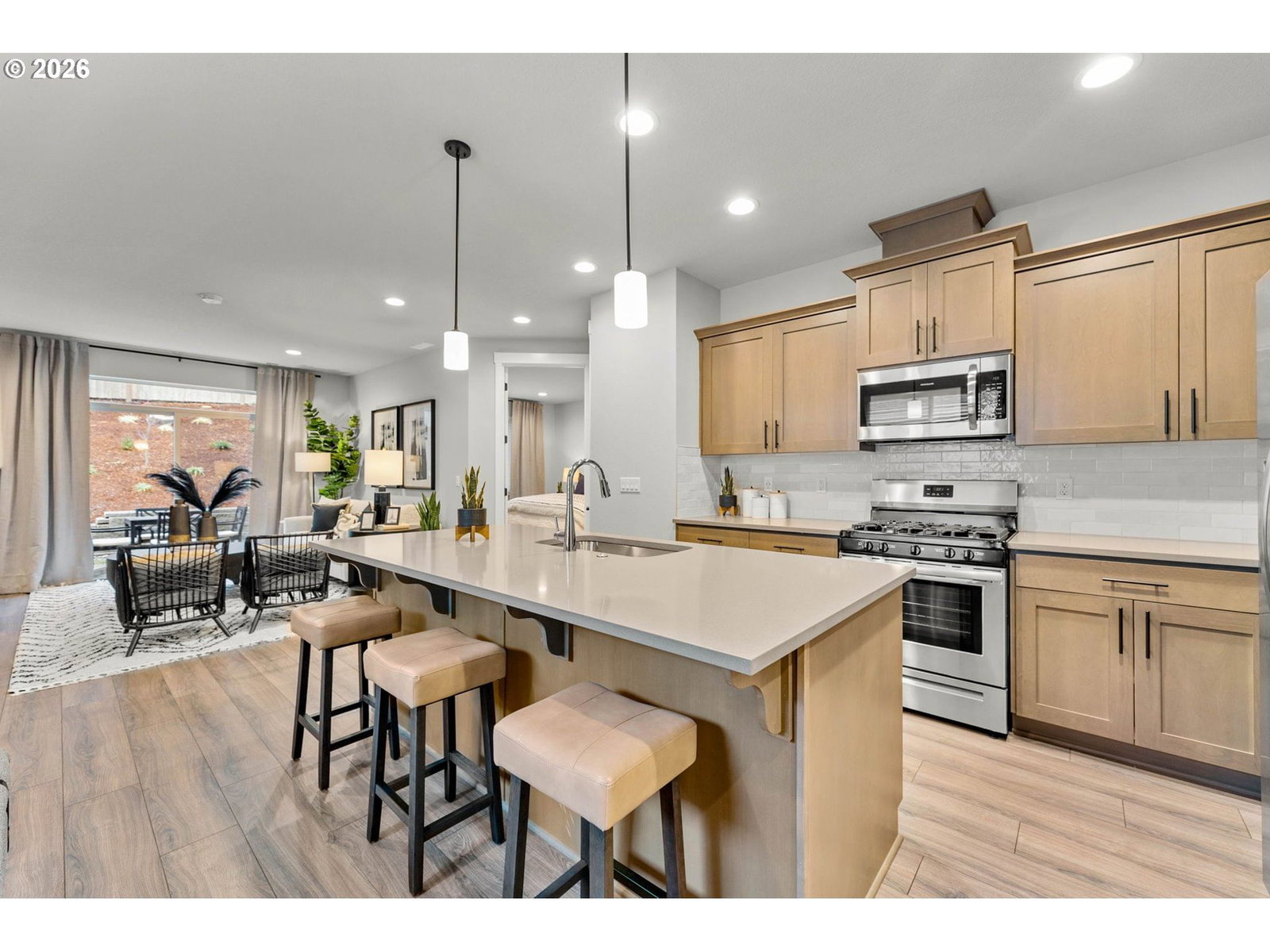 Listing photo 4 of 48, 10571 SE HERITAGE RD, Happy Valley, OR, 97086