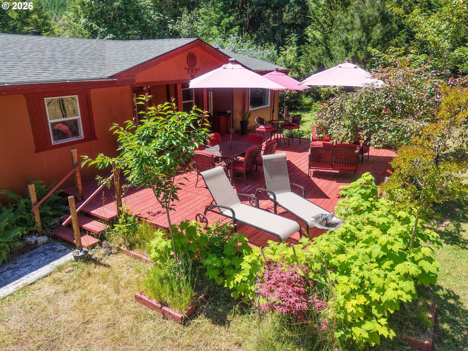 Listing photo 1 of 6