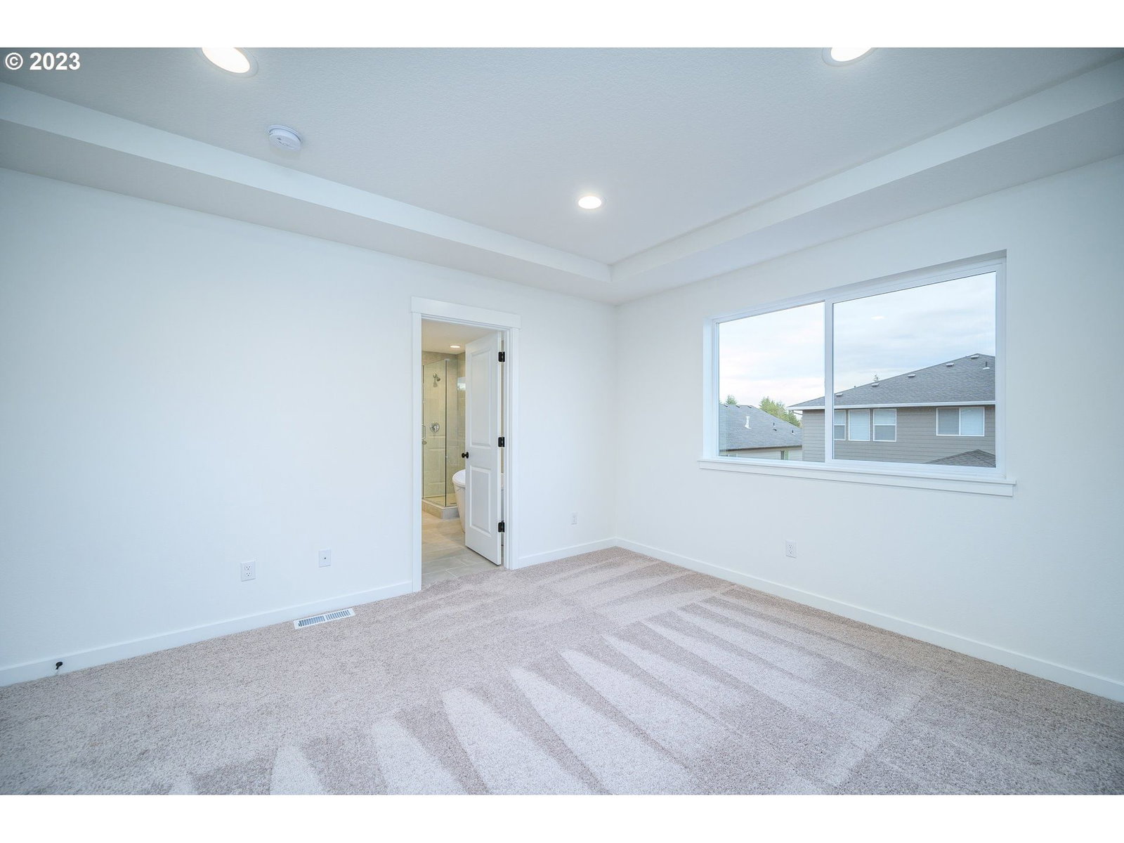 Listing photo 4 of 21, 16495 SE Odell Lake LN #LT 746, Happy Valley, OR, 97086