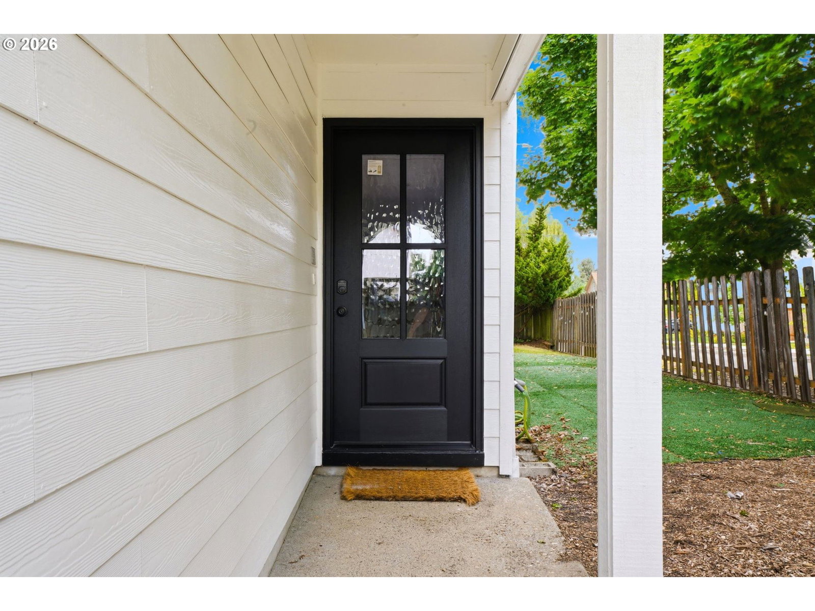 Listing photo 4 of 33, 4945 SE OGDEN ST, Portland, OR, 97206