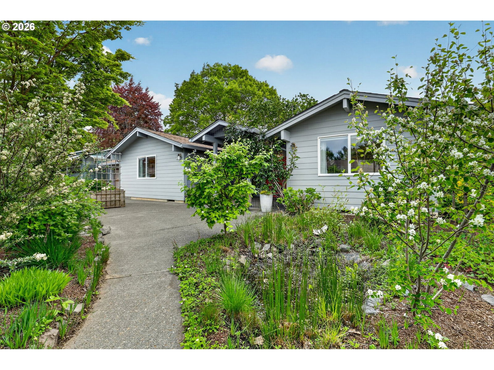 Listing photo 4 of 48, 1445 COUNTRY CLUB AVE, Gresham, OR, 97030
