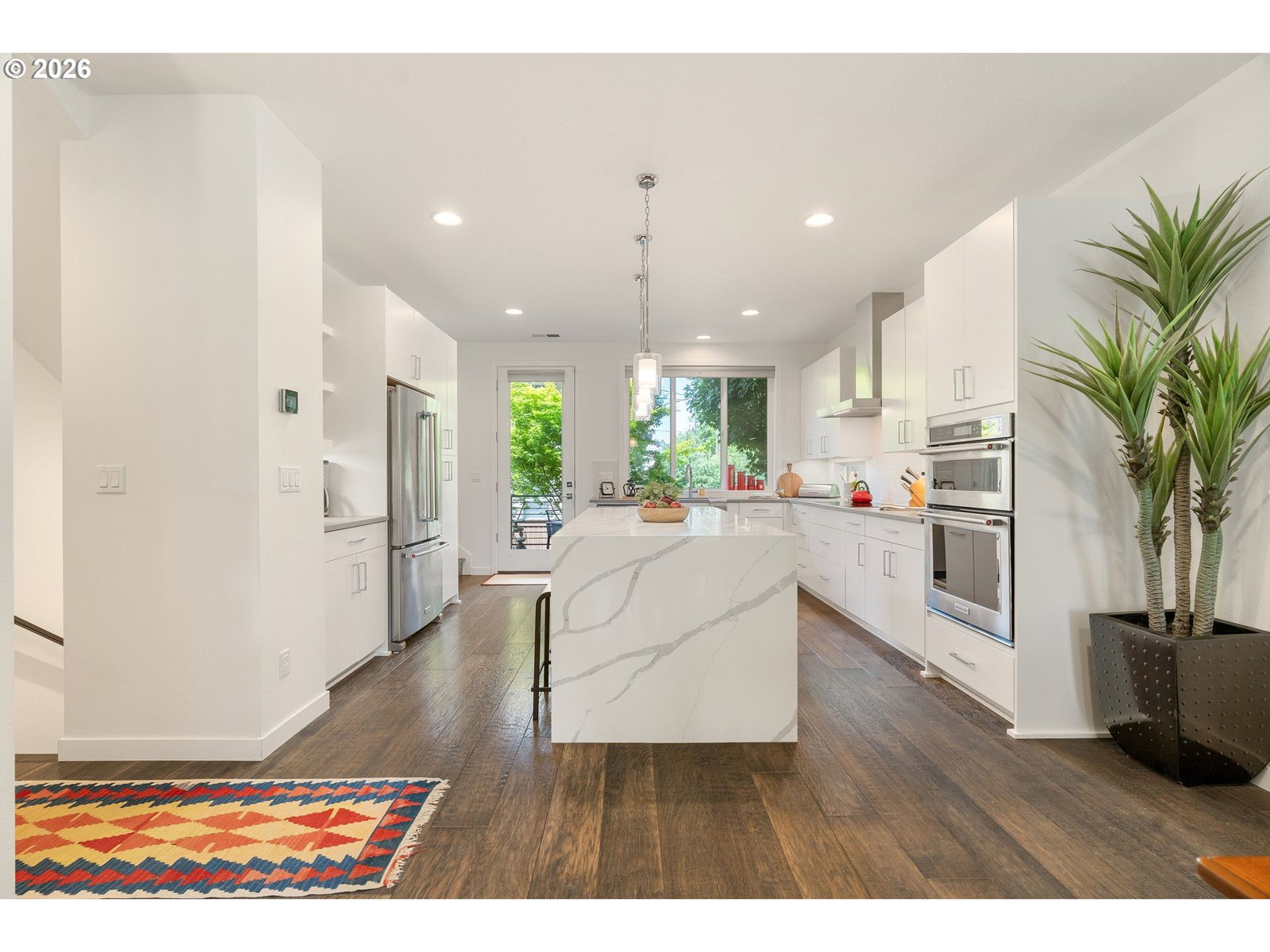 Listing photo 4 of 42, 1587 NE 22ND AVE, Portland, OR, 97232