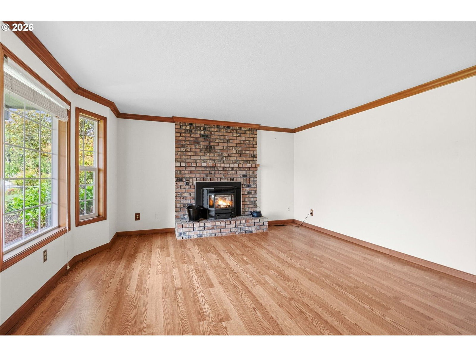 Listing photo 5 of 25, 7555 SE MICHAEL DR, Milwaukie, OR, 97222