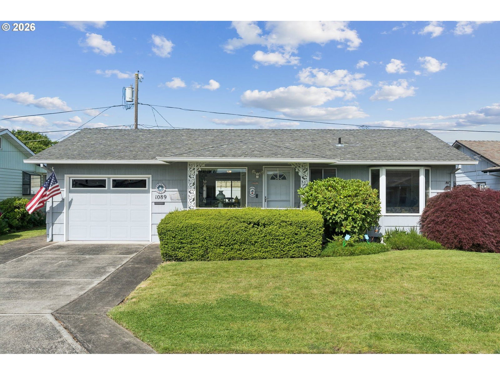 Listing photo 1 of 6