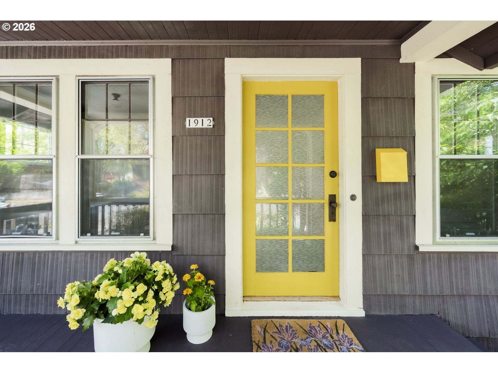 Listing photo 4 of 46, 1912 SE PINE ST, Portland, OR, 97214