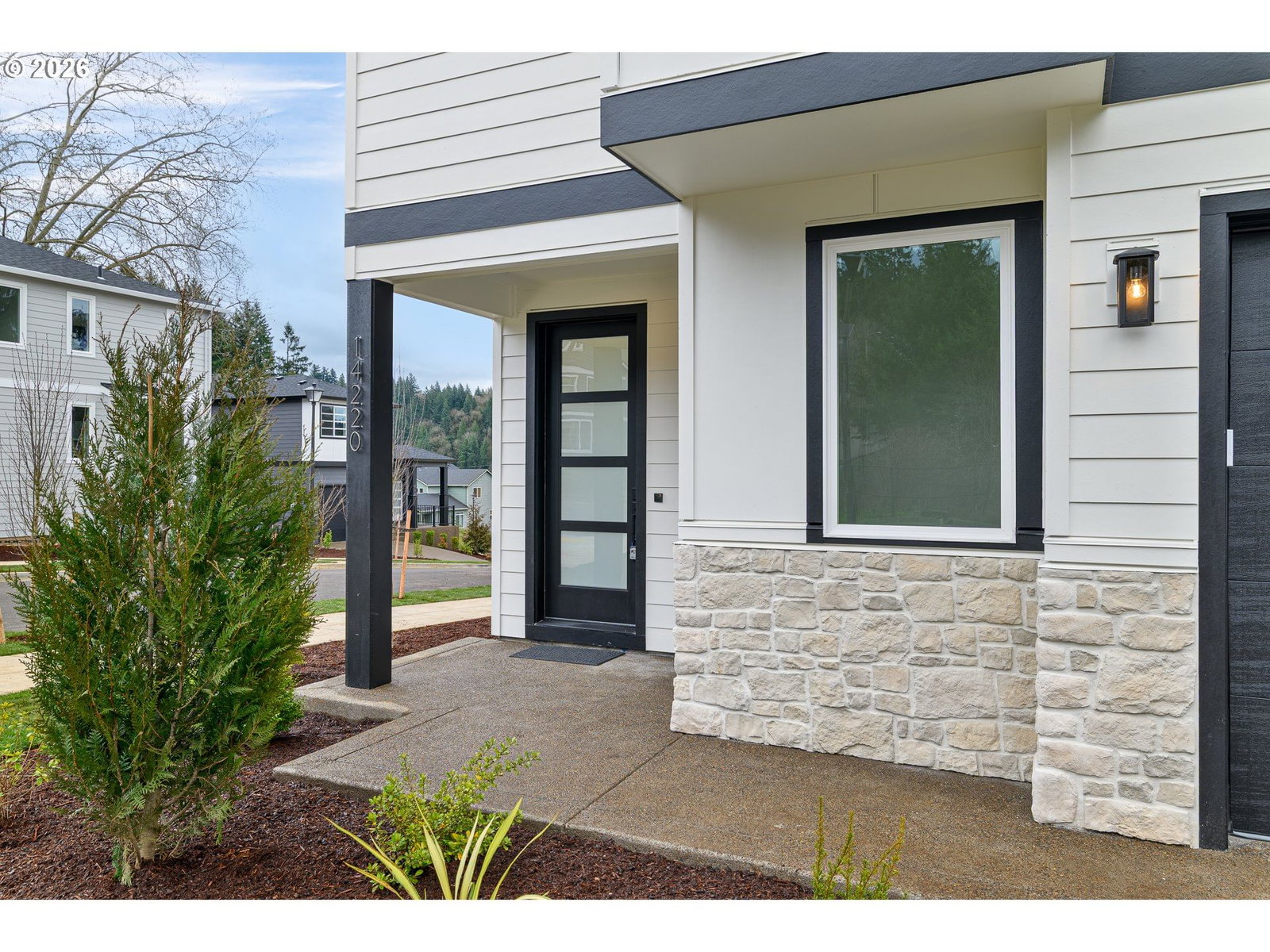 Listing photo 4 of 41, 14220 SE Ellis ST, Portland, OR, 97236