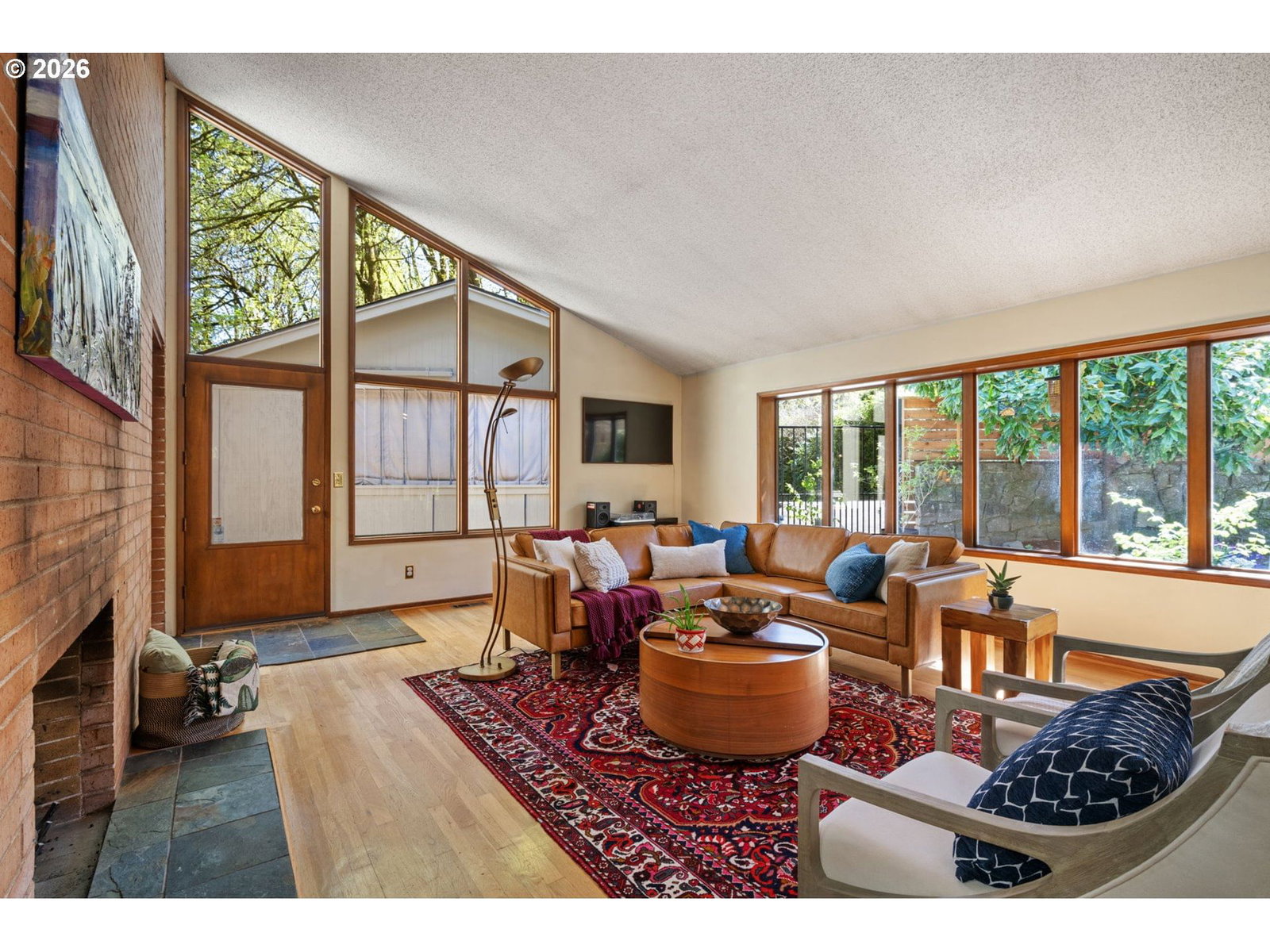 Listing photo 5 of 35, 2637 SW PATTON CT, Portland, OR, 97201