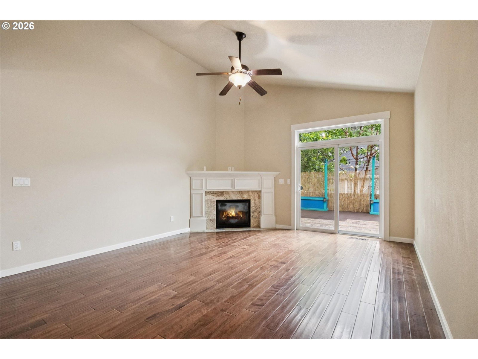 Listing photo 5 of 27, 17811 SW ROBERT LN, Beaverton, OR, 97078