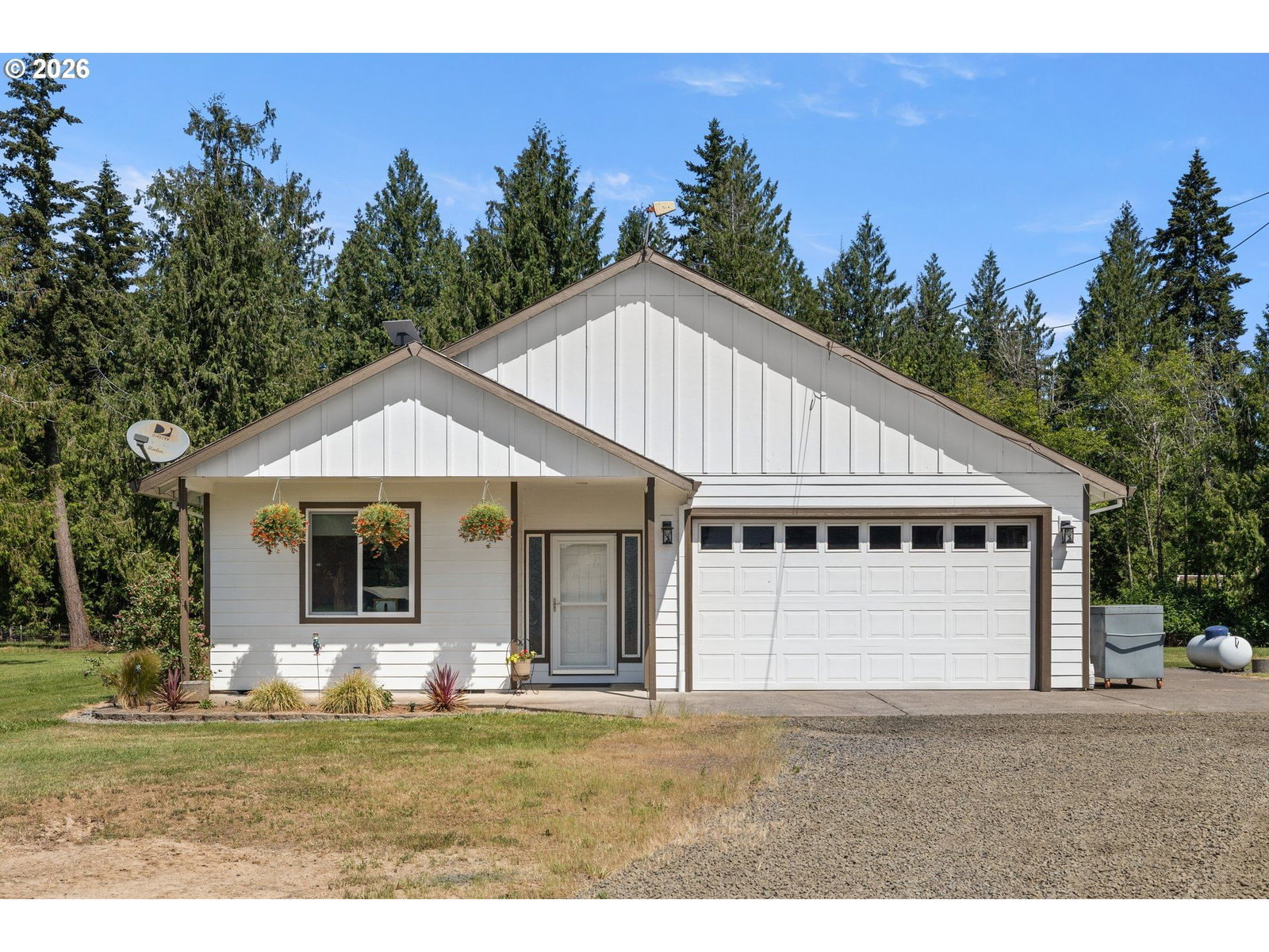 Listing photo 1 of 6
