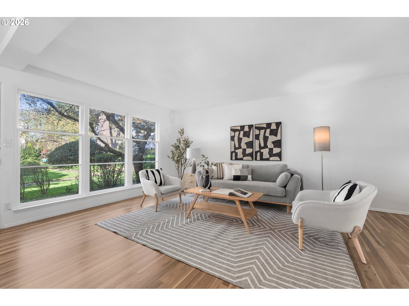 Listing photo 4 of 40, 6917 NE BROADWAY, Portland, OR, 97213